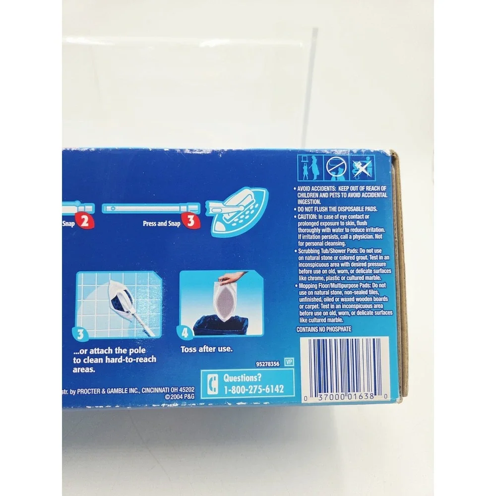 NEW Mr Clean Magic Reach All In One Cleaning Tool Starter Kit Detachable Pole